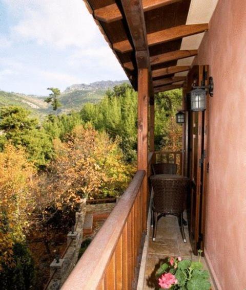 ホテルLa Casa Rossa Prínos エクステリア 写真