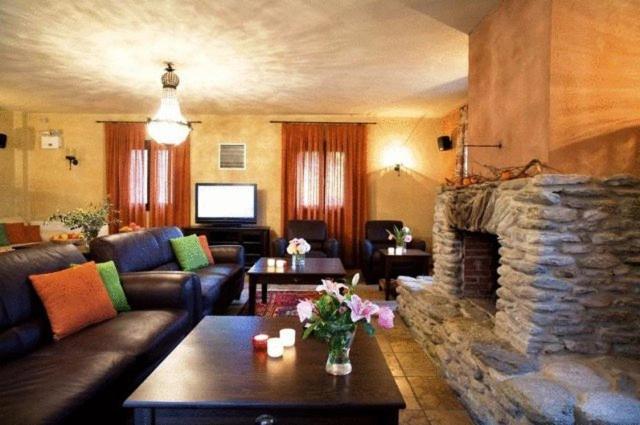 ホテルLa Casa Rossa Prínos エクステリア 写真